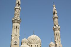 02 Dubai Jumeirah Mosque Outside